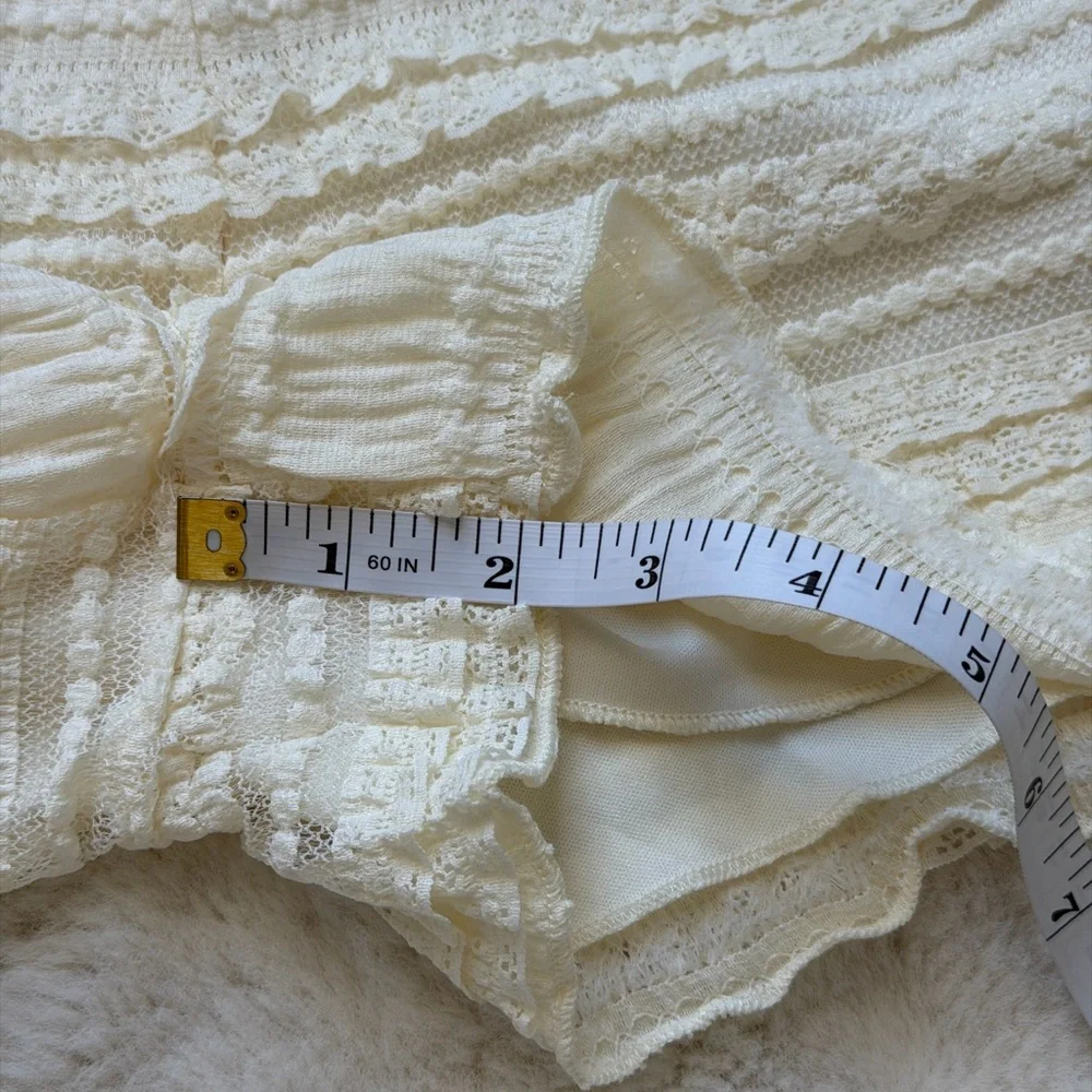 La Peche High-Rise Stretch Cream Lace Shorts - Romantic Lined Elastic Waist